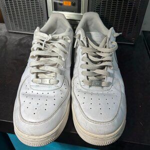 Nike Air Force 1 - Low - Triple White